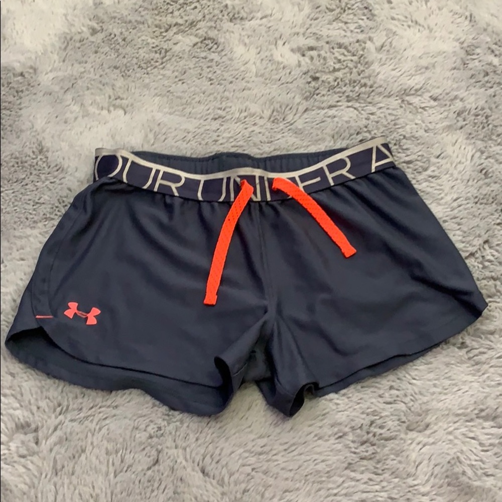 Comfy under armor athletic shorts